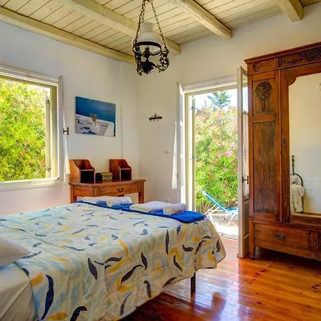 Sleeps 6 Pool Air Con Wifi Willa *