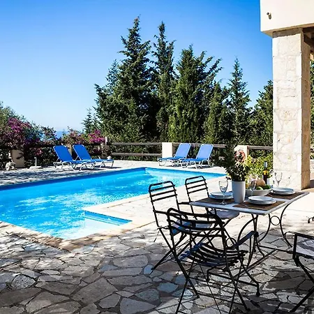 Willa Sleeps 6 Pool Air Con Wifi Khalikerí
