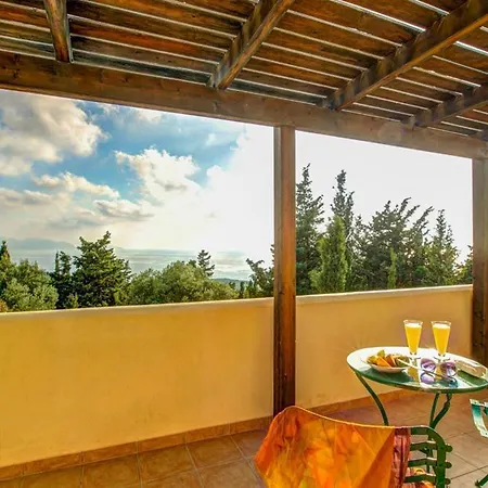 Willa Sleeps 6 Pool Air Con Wifi Khalikerí