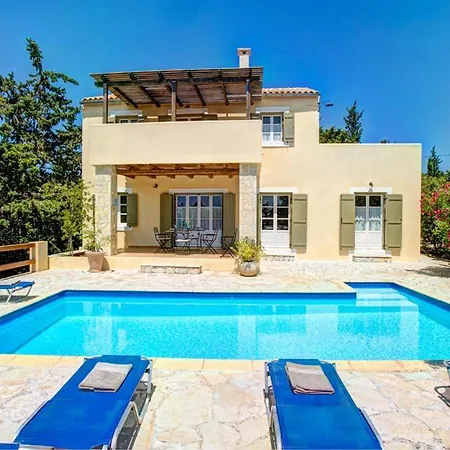 Sleeps 6 Pool Air Con Wifi Villa